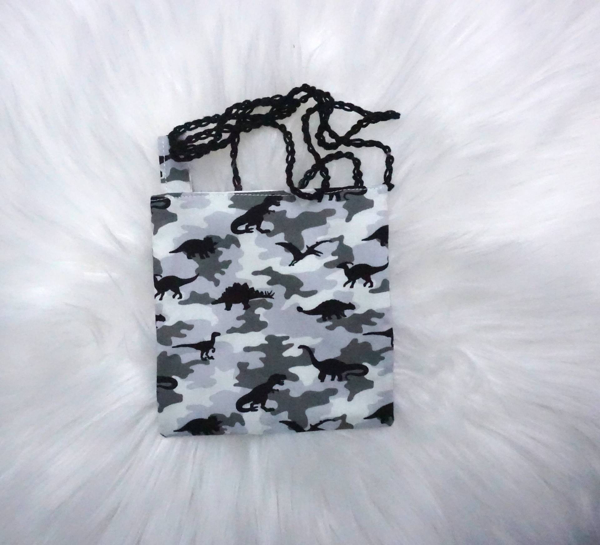 Kleine Kathetertasche - Chemotherapie- Chemo-Tasche Port-Katheter Mit Oder Ohne Druckknöpfe Dino Camouflage von FeludaraDesign