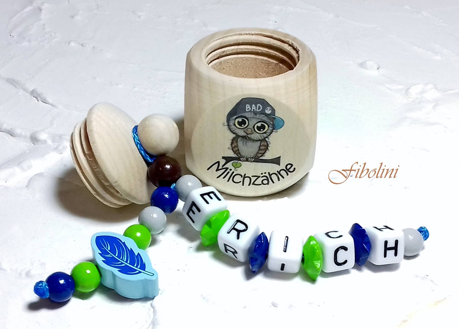 Milchzahndose "Little Boy". Zuckertüte, Personalisierung, Feder, Beige, Grün, Blau, Braun, Grau, Geschenk Zur Einschulung, Schulanfang, Diy von Fibolini