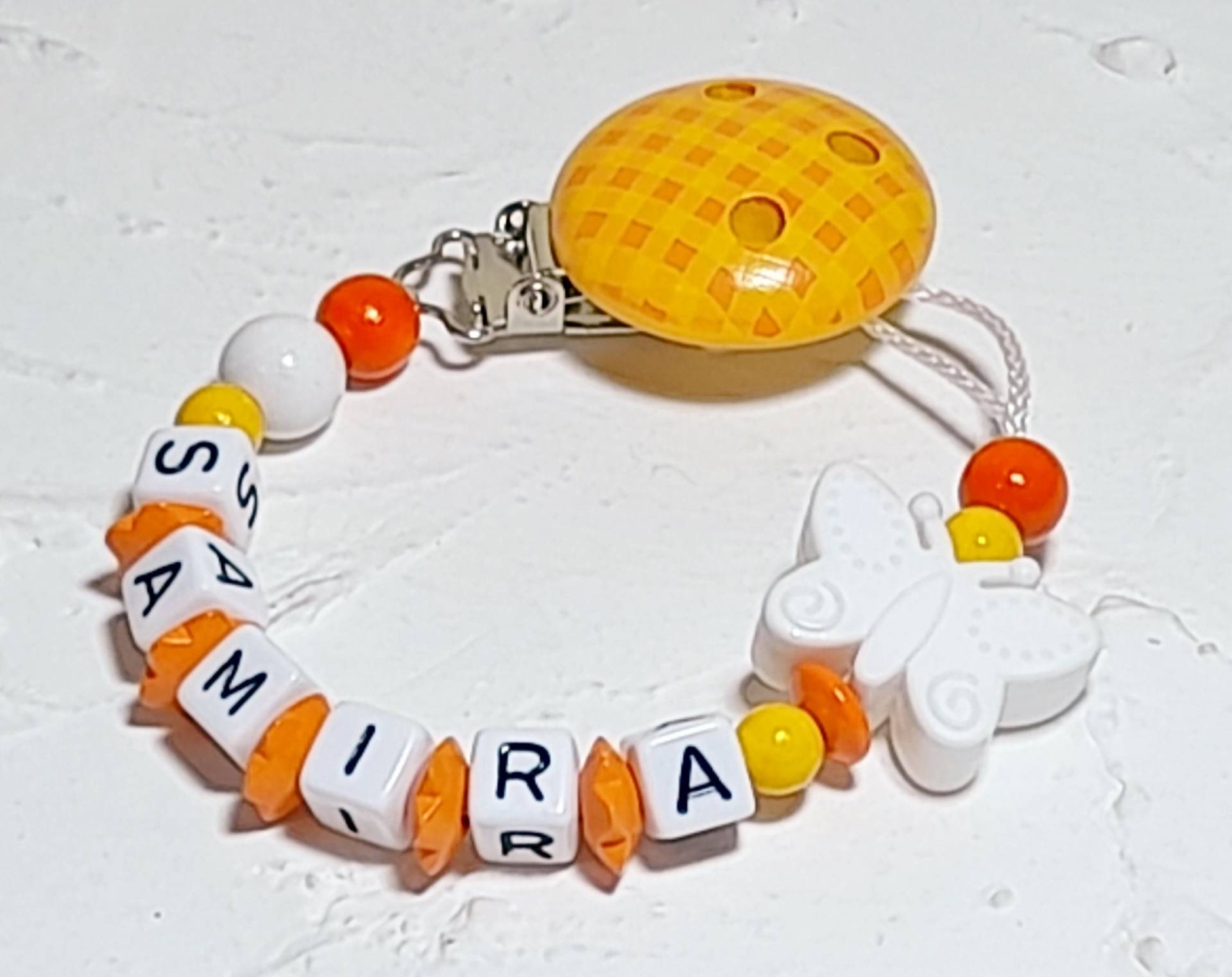 Schnullerkette "Schmetterling", Orange, Gelb, Weiß, Nuckelband, Schnullerhalter, Schnuller, Meilenstein, Nuckelkette, Schwangerschaft, Taufe von Fibolini