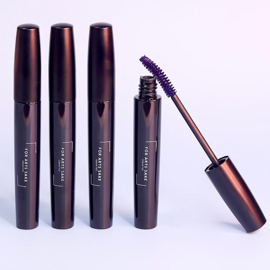 Mascaras De Farbe von ForArtsSakeCosmetics