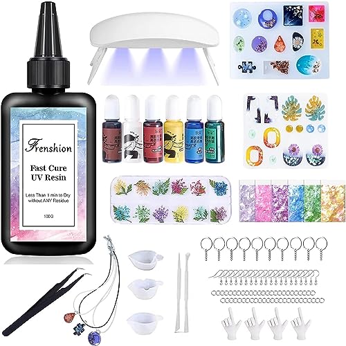 UV Harz Kit mit Licht, 106Pcs Harz Schmuck Making Kit mit 100g Schnellhärtung Clear Hard Low Geruch UV Harz, Farbpigment, Harz Zubehör, UV Harz Starter Kit für Schmuck Ohrringe Halskette Armband von Frenshion