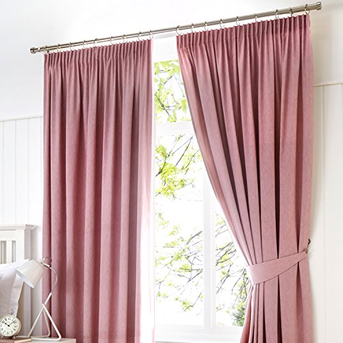 Fusion Dijon Paar Bleistift-Faltenvorhänge, Polyester, Blush, 117 x 137cm von Fusion