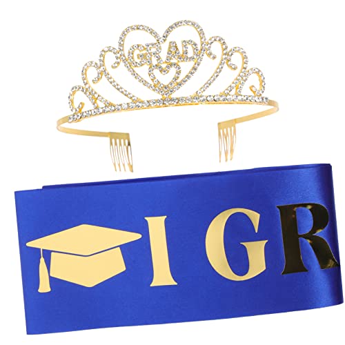 GLEAVI 1 Set 2023 Abschlussfeier Stirnband Set Tiara Kronen Abschlussfeier Dekorationen Abschlussfeier Dekorationen Geburtstagsschärpe Für Frauen Abschluss Schultergurt Schärpen GLEAVI 1 Set 2023 Abschlussfeier Stirnband Set Tiara Kronen Abschlussfeier Dekorationen Abschlussfeier Dekorationen Geburtstagsschärpe Für Frauen Abschluss Schultergurt Schärpen von GLEAVI