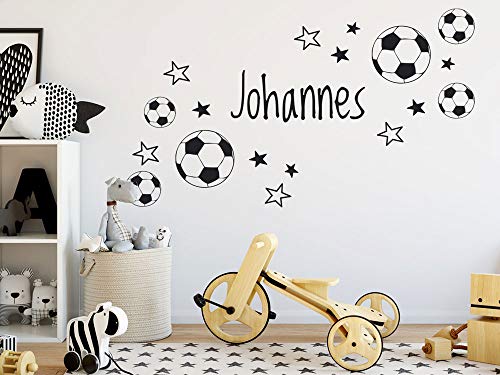 GRAZDesign Wandtattoo Fussball Name Kinderzimmer, Ball mit Namen Jugendzimmer, Wandsticker personalisierte Fussball Geschenke Jungen für Jungs - 100x57cm / Rot von GRAZDesign