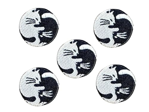 Bru_289 Set mit 5 kleinen Mini-Katzen Yin Yang Kung Fu Chinesisches Tao-Gleichgewichtszeichen Symbol Logo 1 Aufnäher Aufbügler bestickte Applikation Abzeichen Schild Patch Kleidung Kostüm von Generic