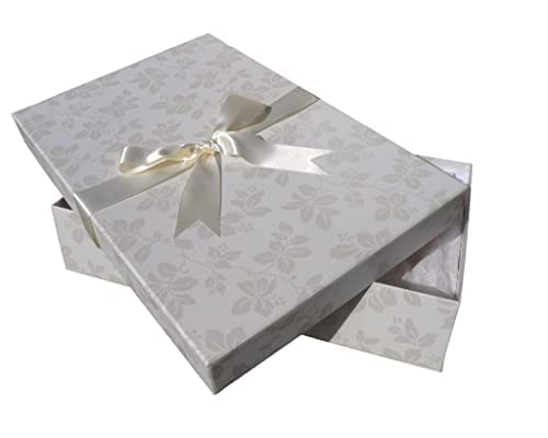 Klassische Brautkleidbox AUFBEWAHRUNGSKASTEN (Claremont Ivory) 75 x 50 x 15 cm Hochzeitskleid aufbewahren, schützen, bewahren. Handgefertigt in Großbritannien. pH-neutrale Materialien. von Generic