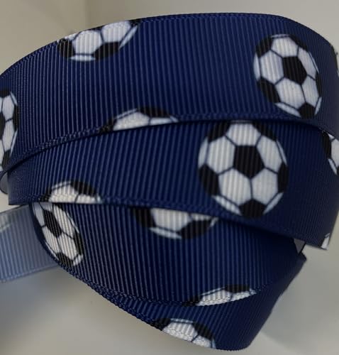 Ripsband, marineblauer Fußballdruck, 2,2 cm breit, 9,1 m Ideal für Haarschleifen und Sporthandwerk. Polyesterband, einseitiger Druck. von Generic