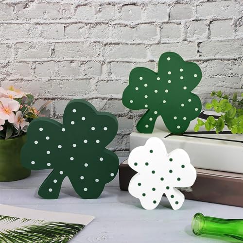 Tischdekoration zum St Patricks Day Kleeblatt Schilder – 3 Tischdekoration aus Holz mit Kleeblatt Schild Dekoration mehrstufiges Tablett Elegant St. Patrick's Day Wohnheim Deko von Generic