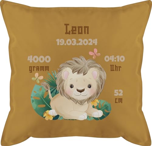 Kissen 50x50 - Zur Geburt - Geburtsgeschenk Löwe Datum Gewicht Uhrzeit Größe - 50 x 50 cm - Gelb - Baby Announcement Neugeborene verkündung Schwangerschaft personalisierte füllung Babygeschenk von Geschenk mit Namen personalisiert by Shirtracer