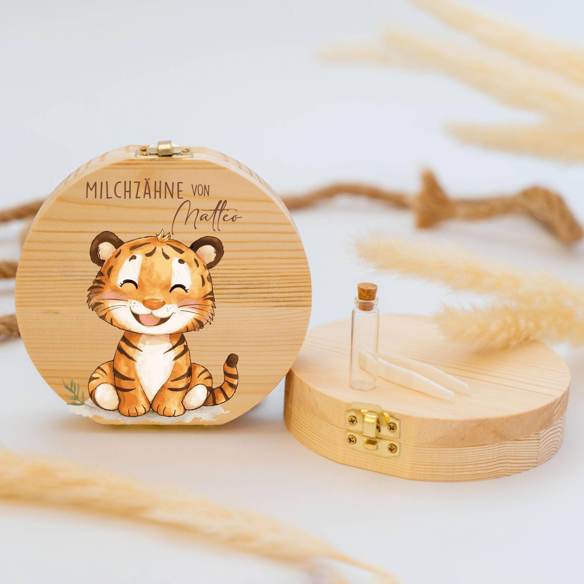 Personalisierte Zahndose Mit Tigermotiv | Holz Erinnerungsbox Für Milchzähne Geschenk Zur Taufe & Geburt, Milchzähne, Zahnfee von GeschenkeFabrikShop