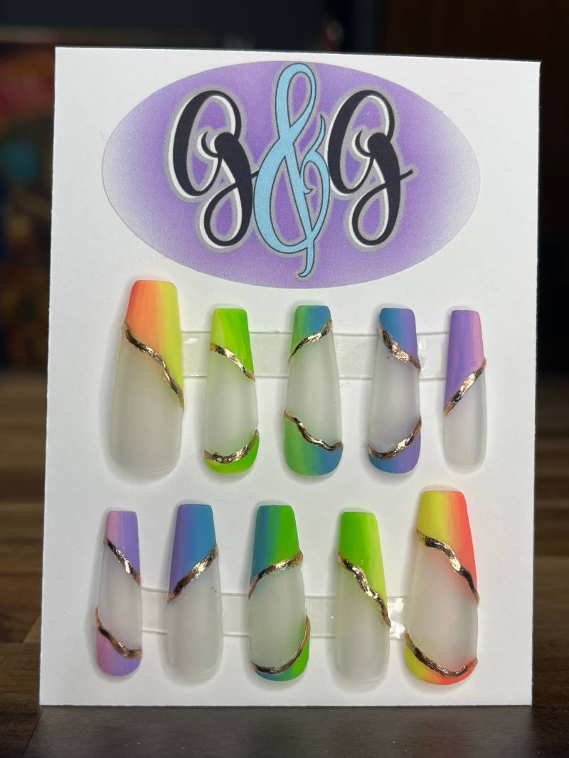 Ombre Regenbogen Mit Goldfutter Bügelbilder von GnGCreationsBoutique