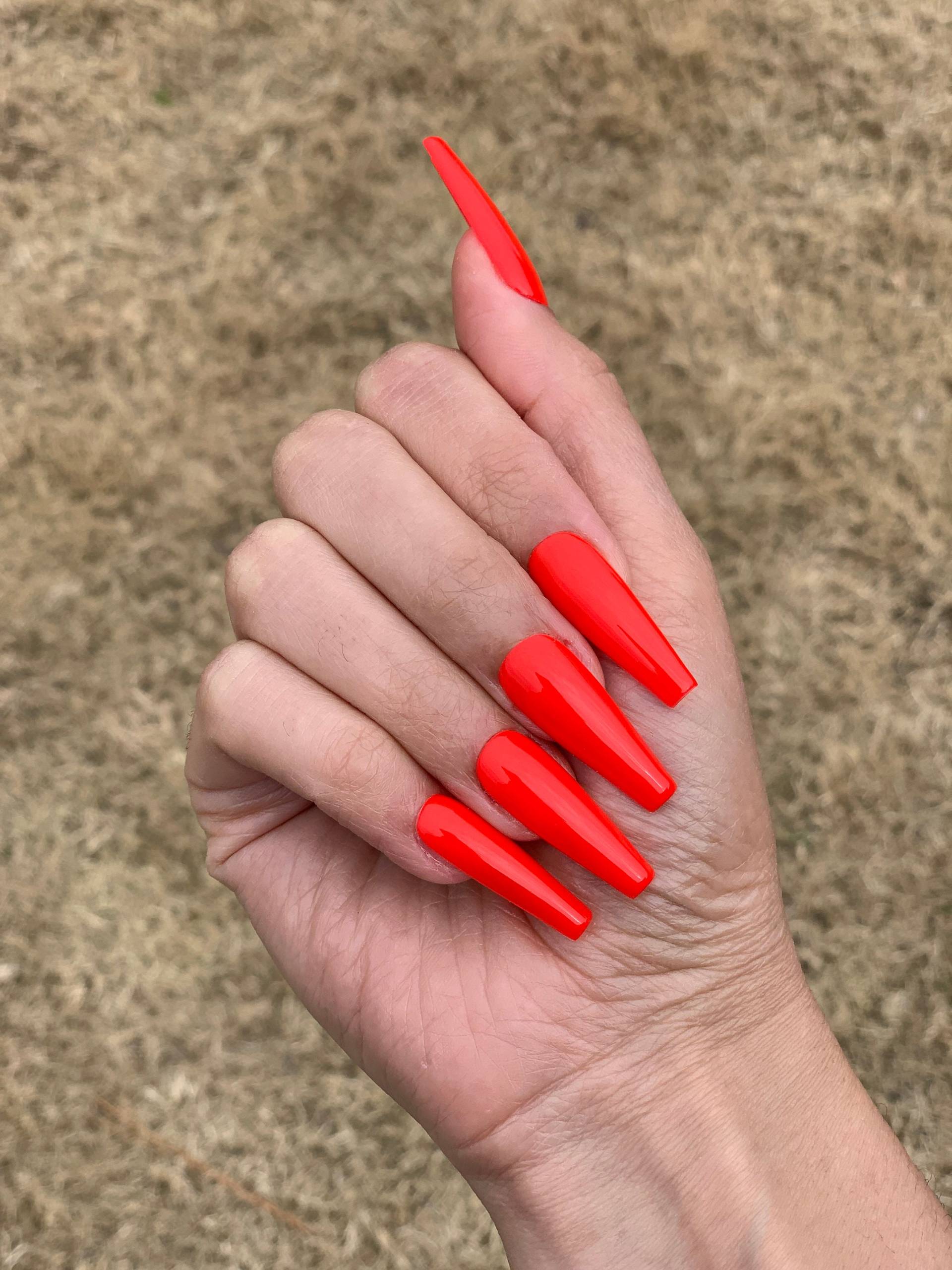 Sommerflamme | Rot Orange Handarbeit Press On Nails von GoldenThirtyNails