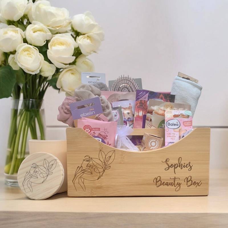 Personalisiertes Geschenkset Frauen Geschenkbox Wellnessbox Geschenk Weihnachten Makeup Organizer Personalisiert Schreibtischorganizer Holz von GravelloShop