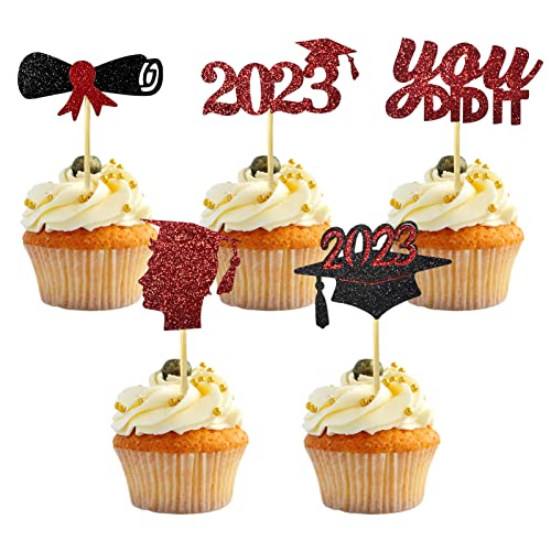 HFYZZ 50 Stück 2023 Abschluss-Thema Cupcake-Topper Rot Glitter 2023 Abschlusskappe Diplom Cupcake Picks für Abschlussfeier Thema Party Kuchen Dekorationen von HFYZZ