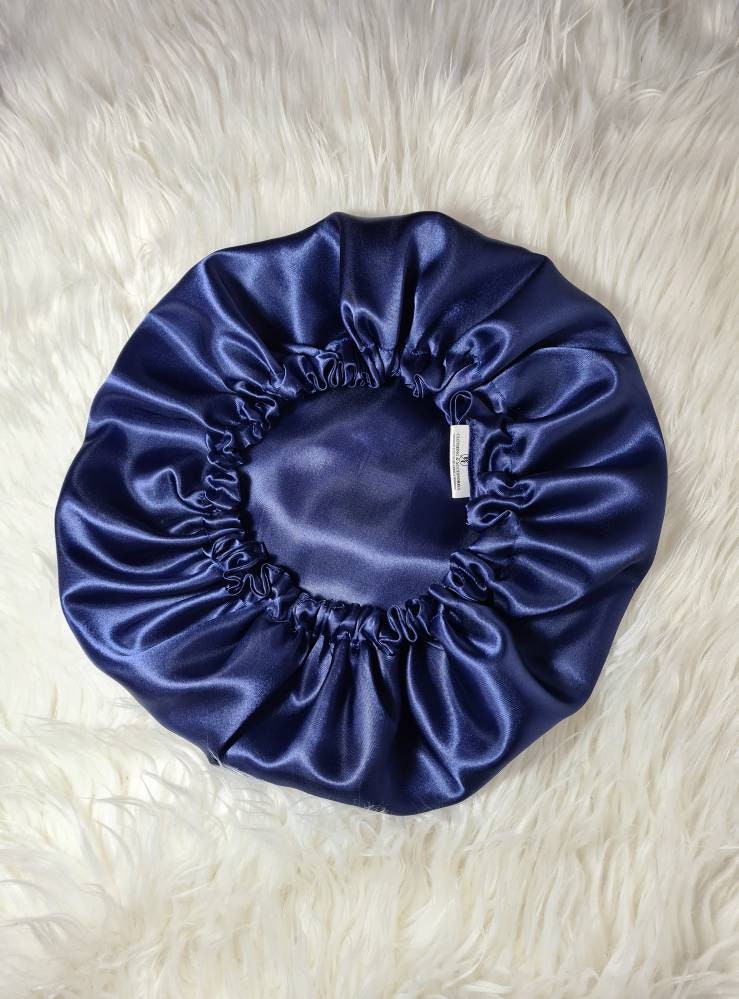 Navy Reversible Satin Haarhaube | Elastisch, Schlaf Hut Mütze, Kopftuch. Nachtschlaf, Frisur Schützend von HTCollections