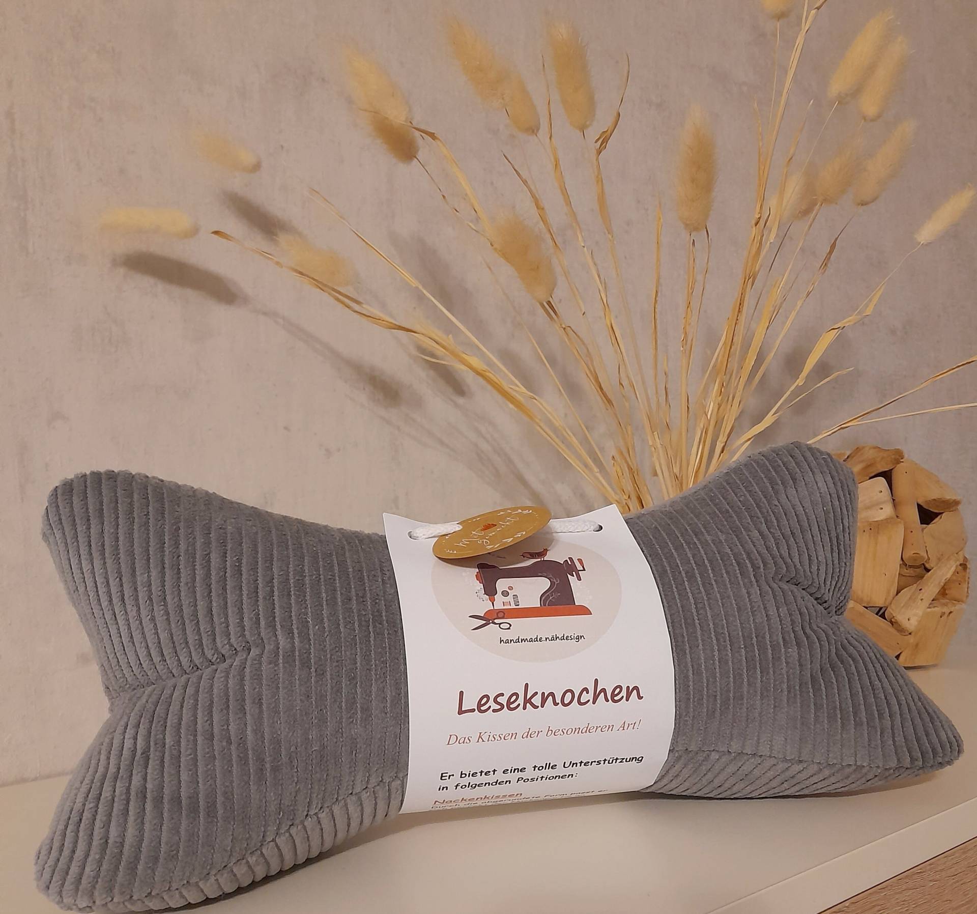 Cord - Leseknochen Nackenkissen 36x18 cm Grau von HandmadeNaehdesign