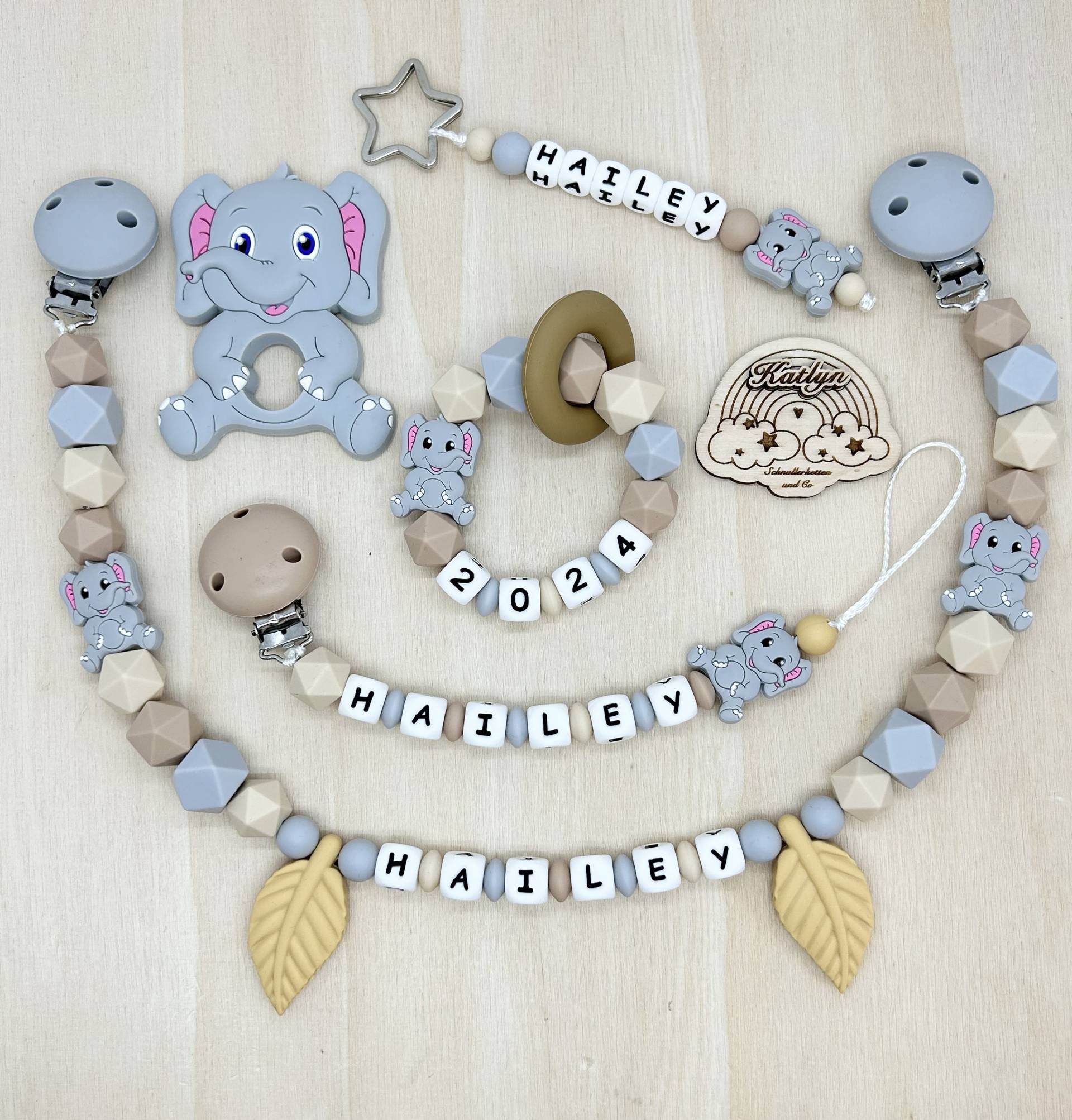 Babygeschenk Schnullerkette Mit Name , Kinderwagenkette, Schlüsselanhänger Und Greifling Aus Silikon Perlen Elefant + Ring Adaptor Gratis von Handmadekatlyn