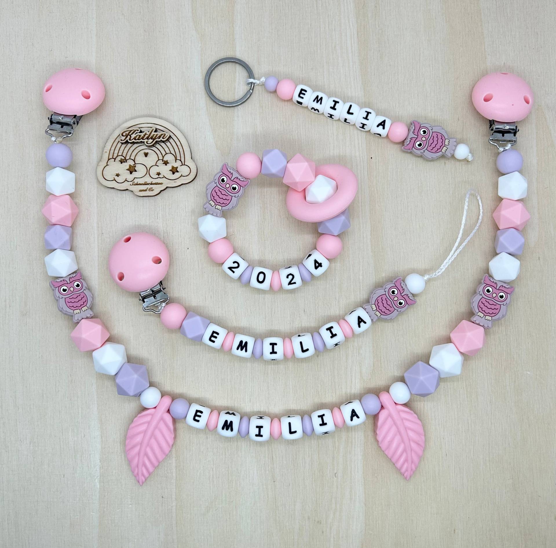 Babygeschenk Schnullerkette Mit Name , Kinderwagenkette, Schlüsselanhänger Und Greifling Aus Silikon Perlen Eule + Ring Adaptor Gratis von Handmadekatlyn