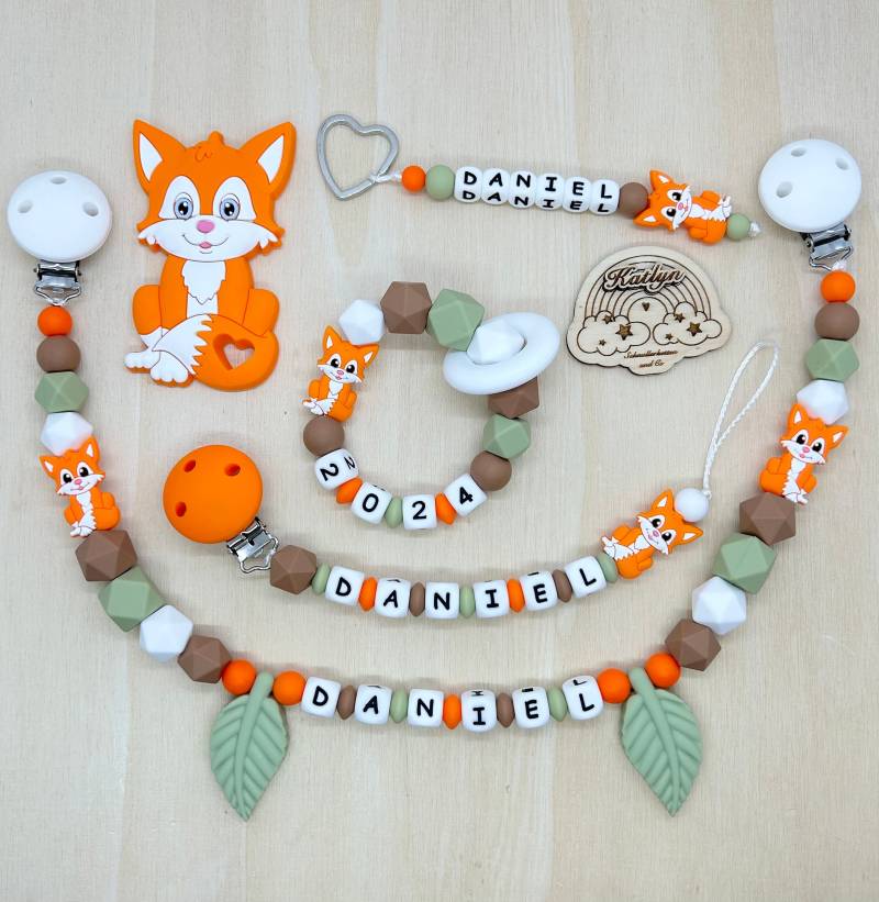 Babygeschenk Schnullerkette Mit Name , Kinderwagenkette, Schlüsselanhänger Und Greifling Aus Silikon Perlen Fuchs + Ring Adaptor Gratis von Handmadekatlyn