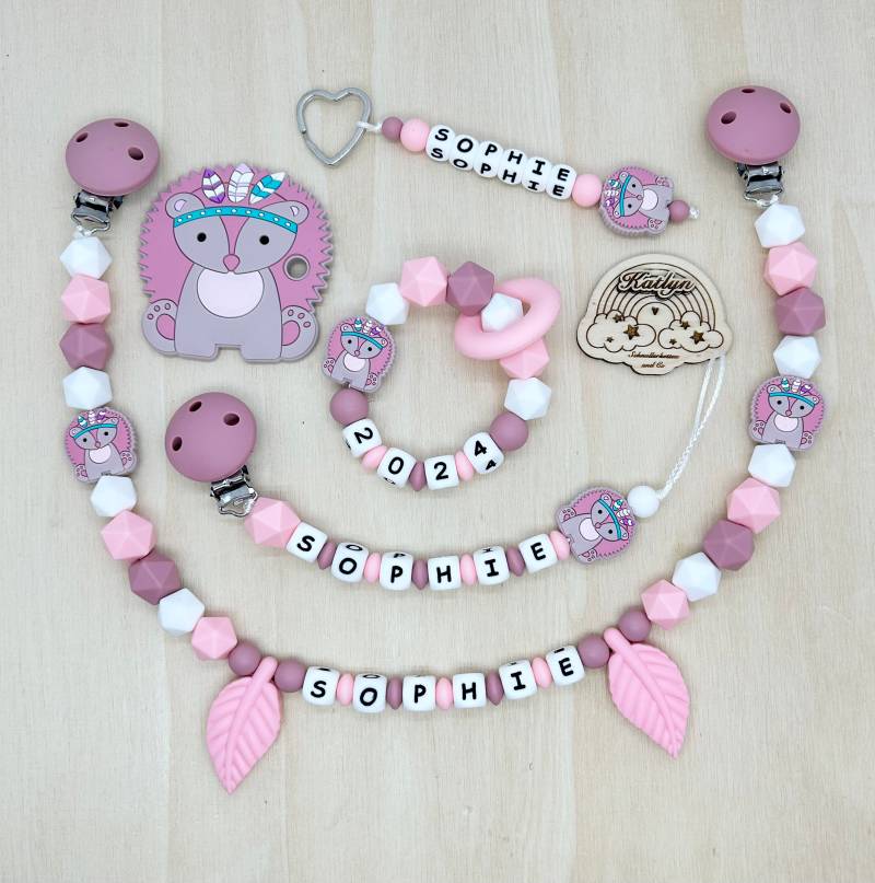 Babygeschenk Schnullerkette Mit Name , Kinderwagenkette, Schlüsselanhänger Und Greifling Aus Silikon Perlen Igel + Ring Adaptor Gratis von Handmadekatlyn