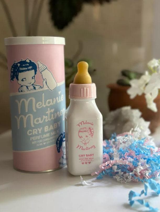 Original Melanie Martinez Cry Baby Parfüm Milch von HaninishopCo