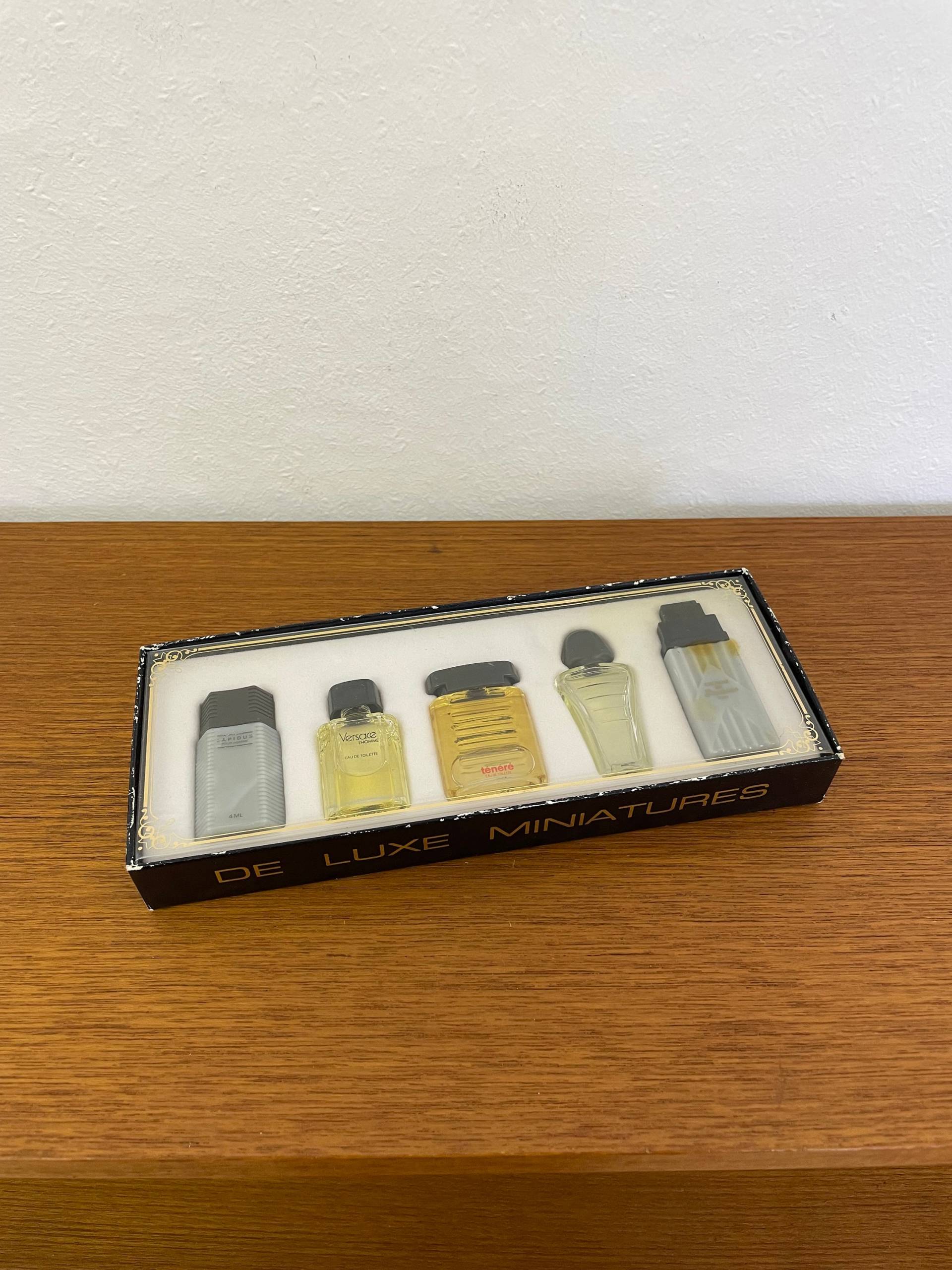 Mini Vintage Parfum Set „De Luxe Miniatures" 5 Düfte Mit Ovp Versace von HannoverVintagestore