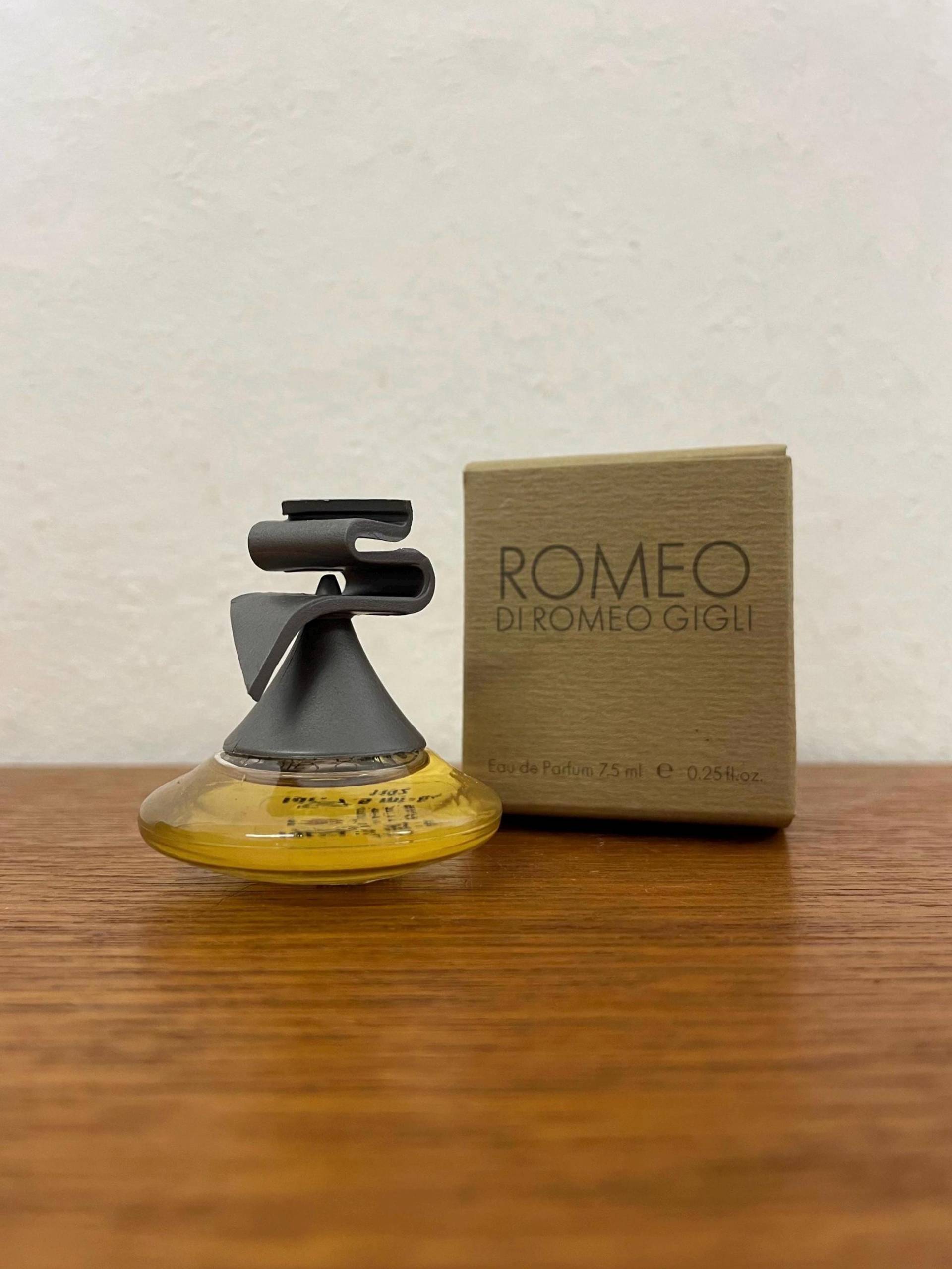 Mini Vintage Romeo Di Gigli Parfum Eau De 7, 5Ml Miniatur Flakon Mit Ovp Duft von HannoverVintagestore