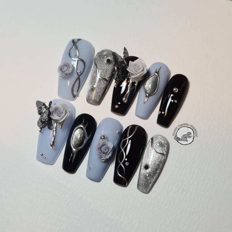 Organza Schmetterling 3D Press On Nails, Schwarz Blau Lange Nägel, Gel Nagel, Glänzende Translusent Grunge Punk Dark Gothic Nägel von HappyBeaverCustoms