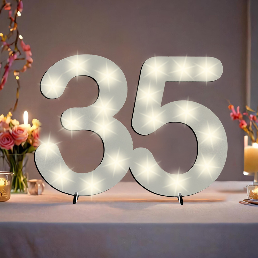 XXL Zahl weiß zum 35. Geburtstag, mit 20 LEDs, 39cm x 29cm von Happygoods GmbH