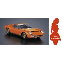 Lamborghini Miura P400 SV mit Figur von Hasegawa