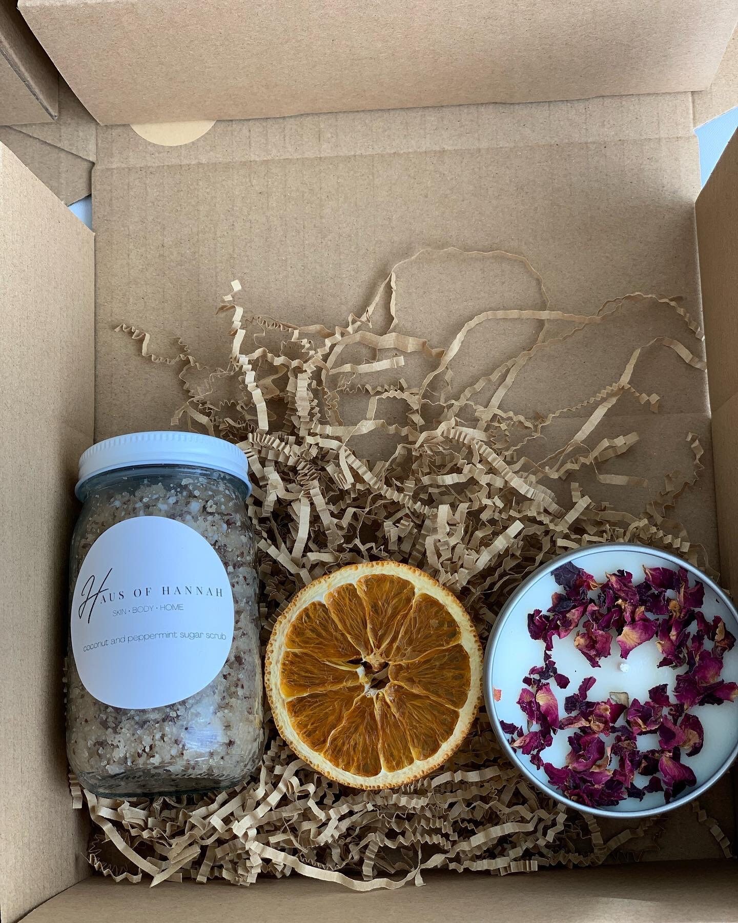 Kerze Geschenkbox Home Spa Für Sie Geburtstag Geschenk Selbstpflege Box Brautjungfern Schachtel Duftkerze Sojakerze Körperpeeling von HausofHannahStore