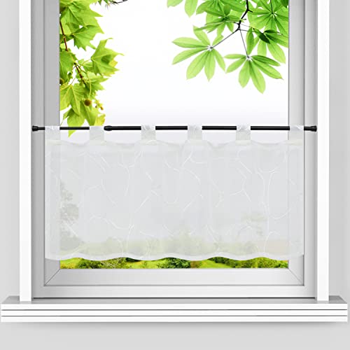 HeichkelL Scheibengardine mit Schlaufen Bistrogardine Landhausstil Transparente Kleinfenster Kurzgardine Leinenoptik Steineförmige Stickerei Weiß HxB 45x90 cm von HeichkelL