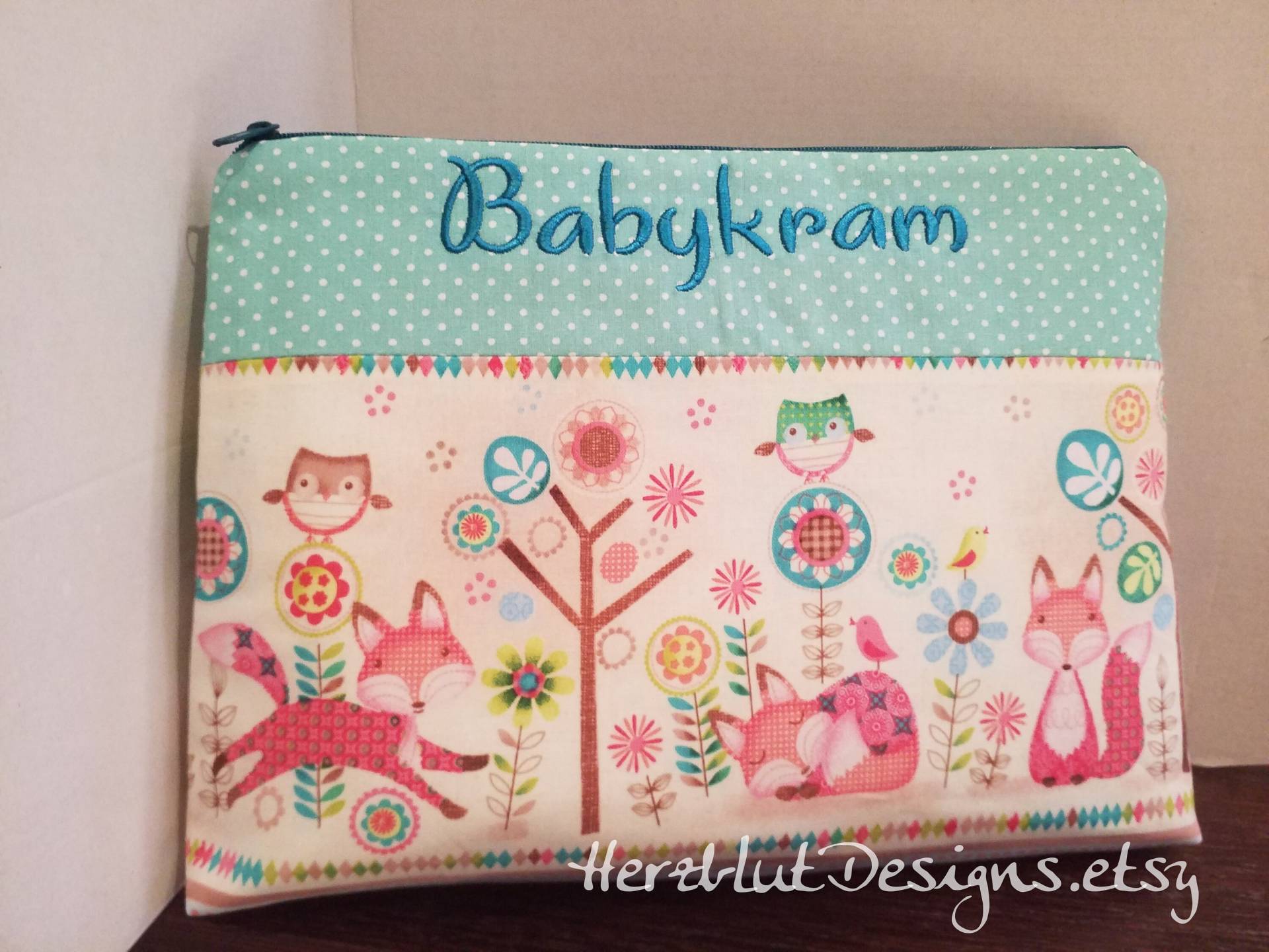 Babykram Windel/Kulturtasche von HerzblutDesigns