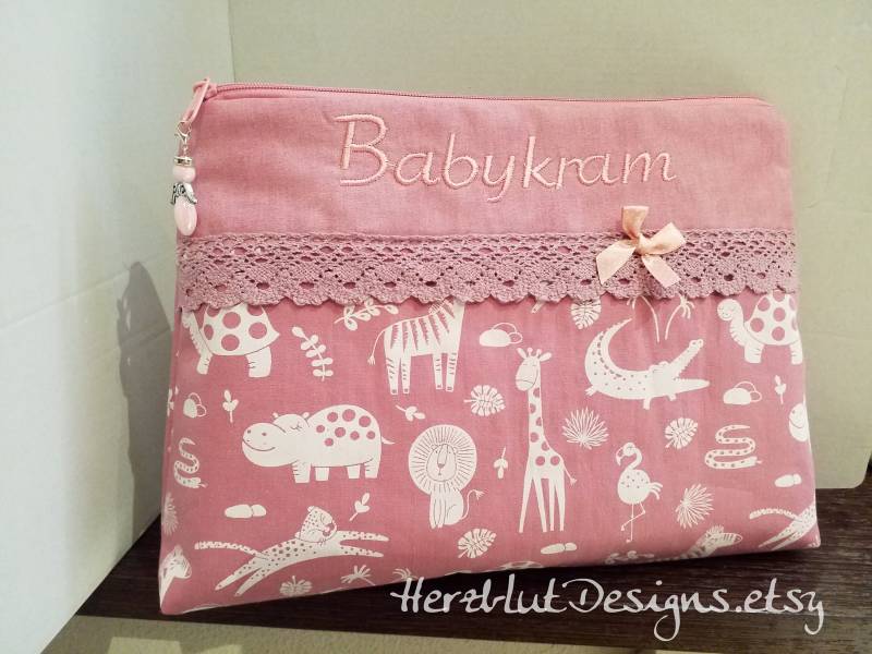 Windeltasche/Kulturtasche + Name von HerzblutDesigns