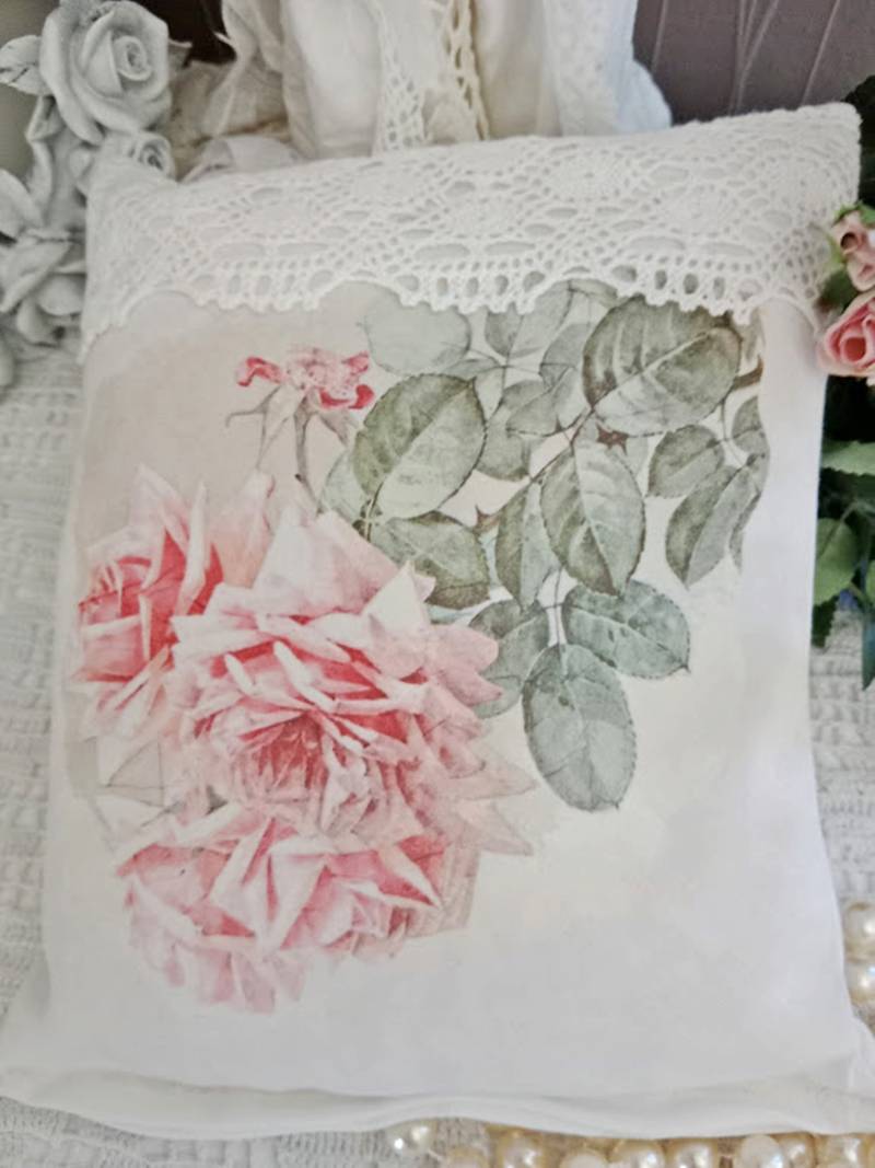 Zirben - Kissen Rosenmotiv Shabby Chic Vintage Living Geschenke Idee von Herzmensch01