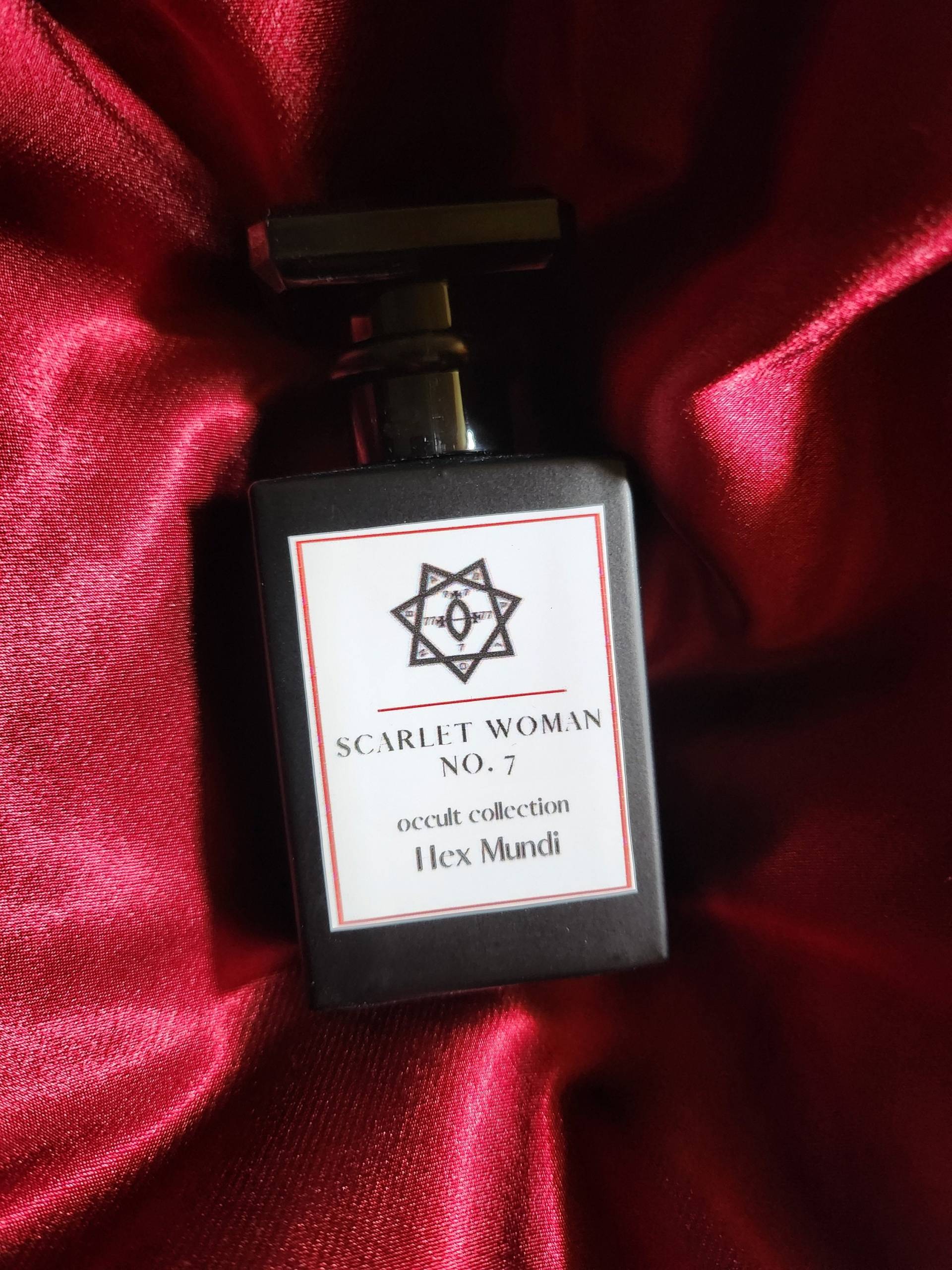 Scarlet Woman Parfum No. 7 von HexMundi