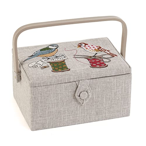 Hobby Gift Medium Näh-Aufbewahrungsbox, Holz/Stoff, Gestickte Vögel auf Spule Hobby Gift Medium Näh-Aufbewahrungsbox, Holz/Stoff, Gestickte Vögel auf Spule von Hobby Gift