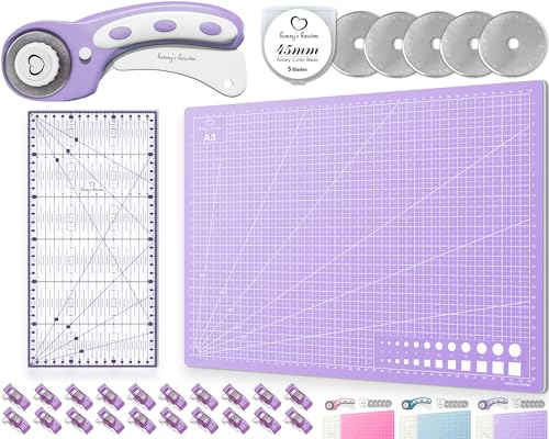 Honey's Heaven 45 mm Rollschneider Stoffschneider Set inkl. Schneideunterlage, Ersatzklingen, Stoffklammern, Patchwork-Lineal (Lavendel, Schneidematte im A3-Format) von Honey's Heaven