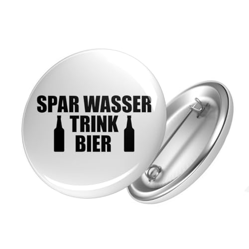 Huuraa Button Spar Wasser Trink Bier Bierflasche Ansteck Pin Größe 59mm mit lustigem Motiv für alle Biertrinker Geschenk Idee für Freunde und Familie von Huuraa