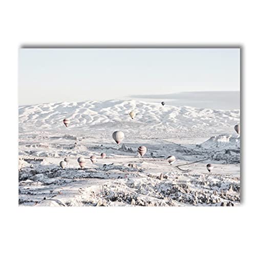 IKYE Schneeballon; Winterlandschaft Poster und Drucke. Naturlandschaft Leinwand Wandkunst Bilder. Wohnkultur 50 x 75 cm (19,7 x 29,6 Zoll) rahmenlos von IKYE