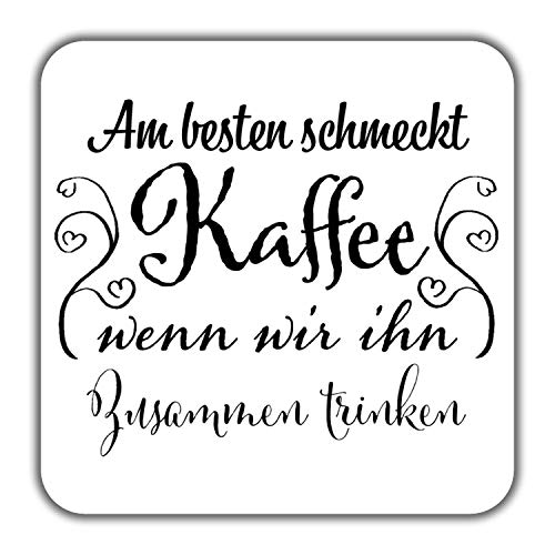 INWIEDU - quadratischer Magnet-Sticker mit Spruch: Am besten schmeckt Kaffee. - Magnetfolie quadratischer Sticker - 50 x 50 x 1 mm von INWIEDU