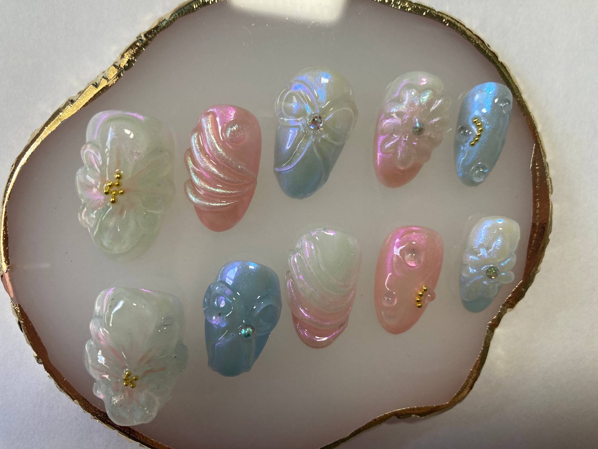 Pastellfarbene Jelly-Nägel Mit 3D-Kunst - 10 Stück von IconicNailArt