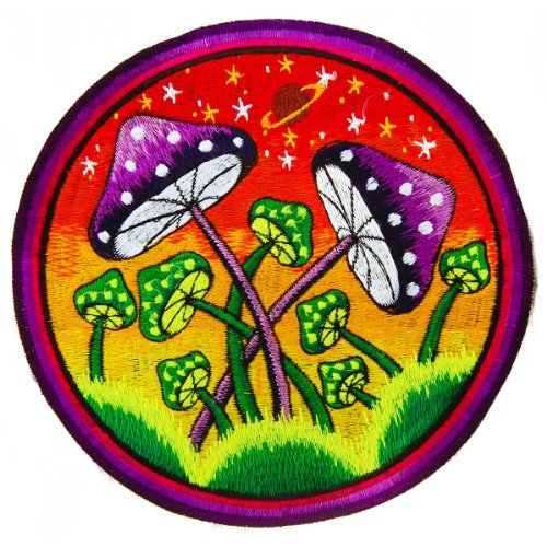 ImZauberwald Psychedelic Patches (Schwarzlicht aktive Handarbeit) Psychedelische Applikation zum Aufnähen oder als Dekoration, Psy Patch UV Goa Stickerei LSD Bicycle Day Set, L, Mushroom Planet Purple von ImZauberwald