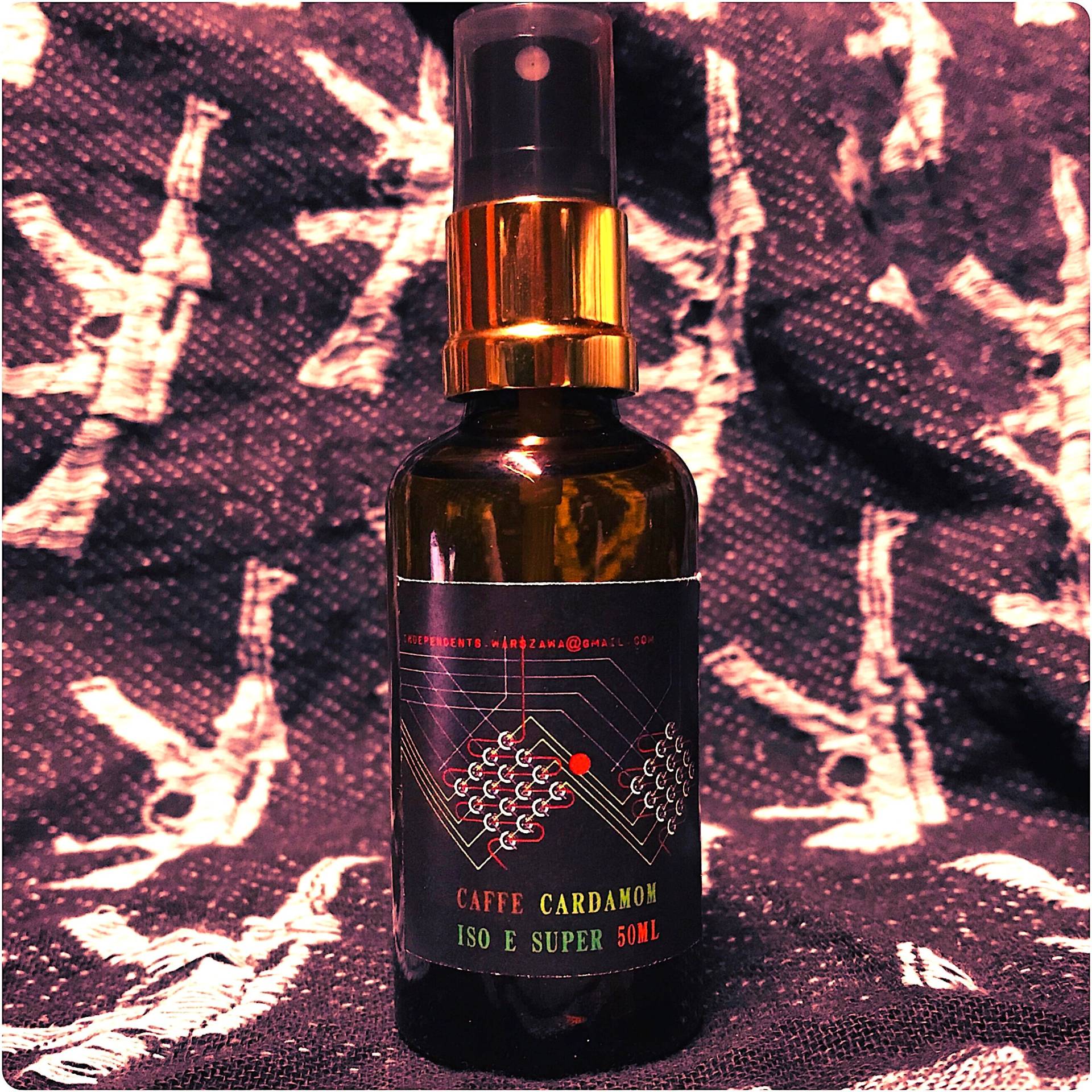 Molekül Iso E Super Caffe & Cardamom Edp 50/100Ml von IndependentsWarsaw