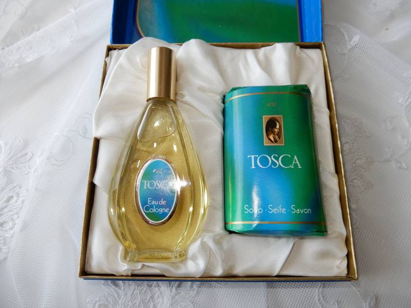 Geschenkpackung Nr. 1253 - 4711 Tosca Eau De Cologne 3, 5 Oz. + Luxus-Seige 100 G Vintage von IsoKos