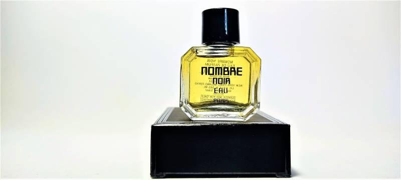 Nombre Noir Shiseido Eau De Parfum 4 Ml Vintage Parfüm Miniatur Schwer Zu Finden Eingestellt von ItalianRetroBoutique