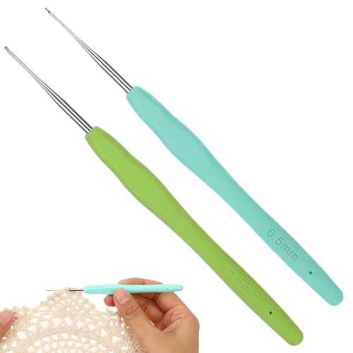 JJUNW 2 Stück Mini Häkelnadel Set, Kleine Spitze Häkelnadeln 0.5 mm 0.6 mm Häkelnadeln mit Weicher Griff Häkelnadel Stricknadel Ultrafeine Häkelnadelset für Spitzen Dünnes Garn Feines Häkeln(2) von JJUNW