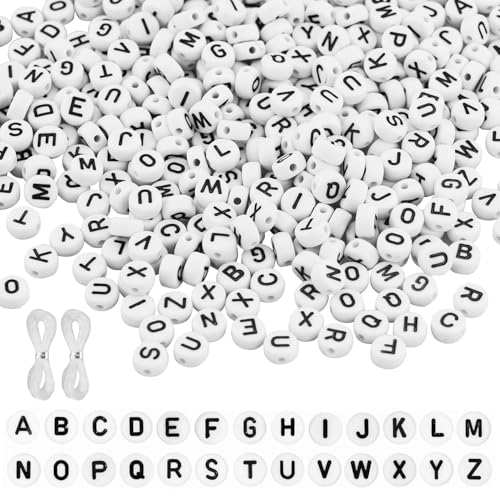 1050 Stücke Weiße Alphabet Perlen, 7mm runde Buchstaben Perlen acryle Spacer Beads mit Loch zum Auffädeln für Schmuckherstellung DIY Armbänder Halsketten Handwerk mit 2 Bündel Kristallschnur von JRSHIRLEYLTD