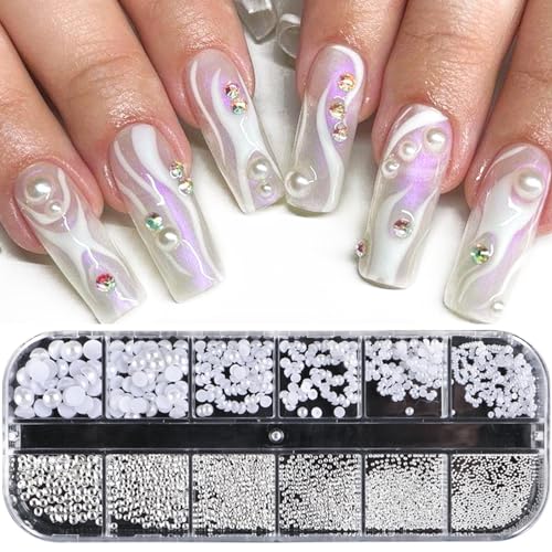 1Schachtel/12Raster Nail Art Strasssteine mit Pick Up Pinzette, Weiße Perlen Für Nägel Halbrunde Perlenkugeln Nail Charms Klein Edelstahl-Perlen Acryl Nagel Dekorationen Design von JXAXD