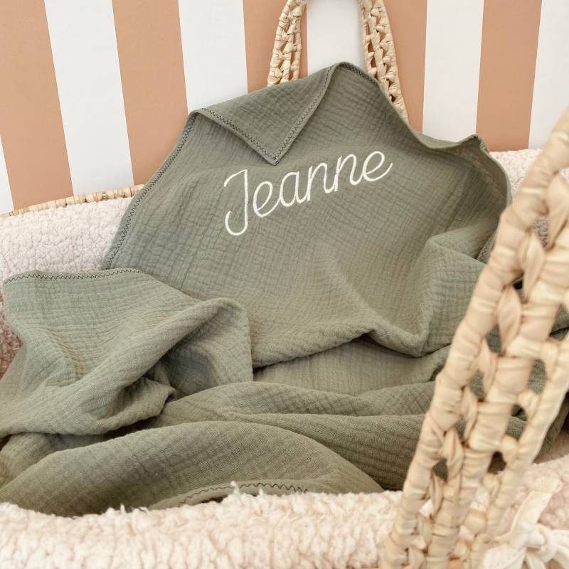 Sage Green Maxi-Wickeltuch Aus Doppelter Gaze Mit Optionaler Personalisierung von JackyAndFamily